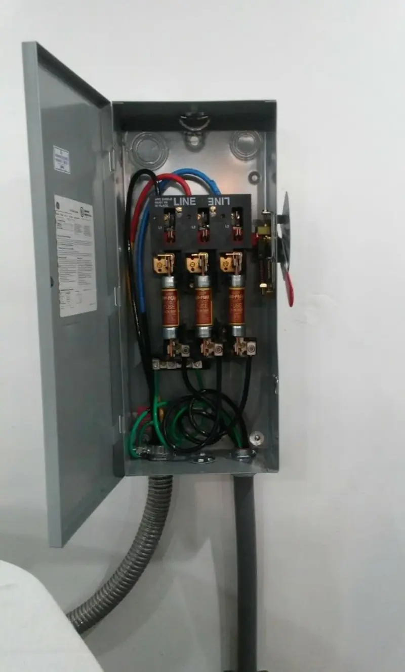 Three-phase disconnect switch installed for Electrical Wiring & Rewiring in Larkin